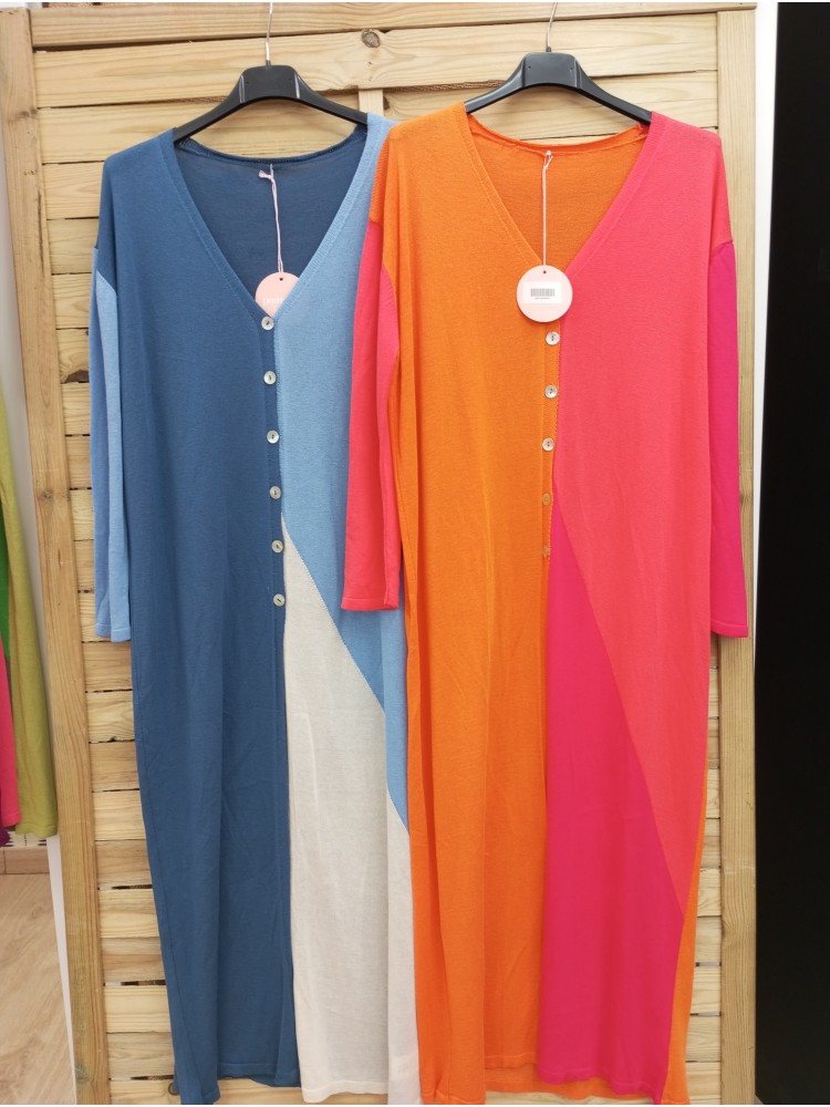 Rebeca larga con botones tricolor