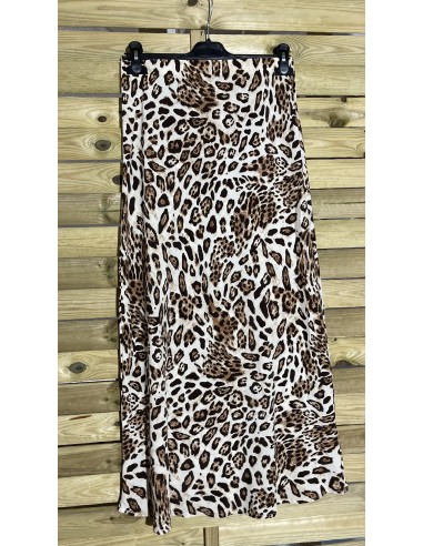 falda de leopardo midi