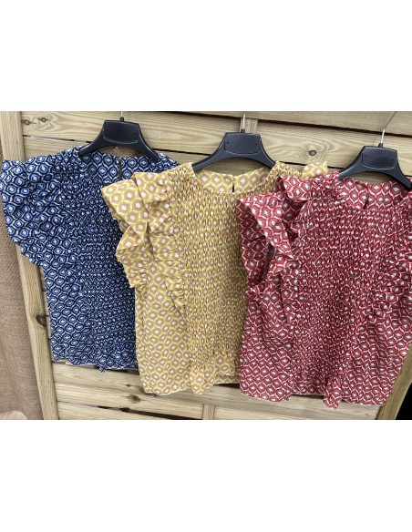 Camisa estampada con fruncido y volantitos