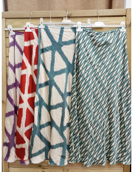 falda estampada saten midi