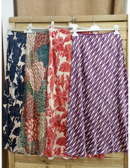 falda estampada saten midi