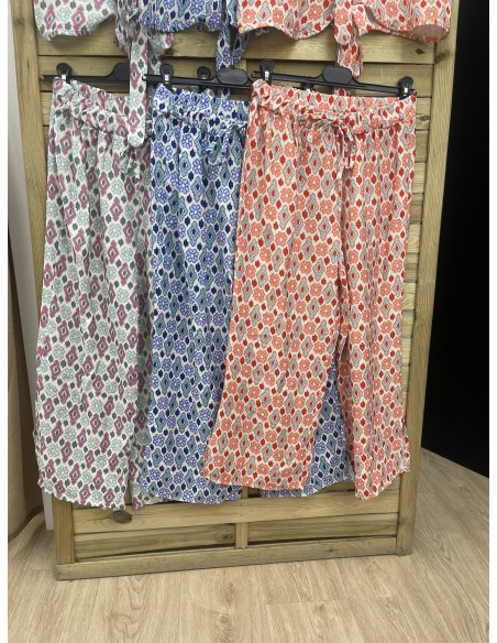 Pantalón pesquero rajas laterales rombos