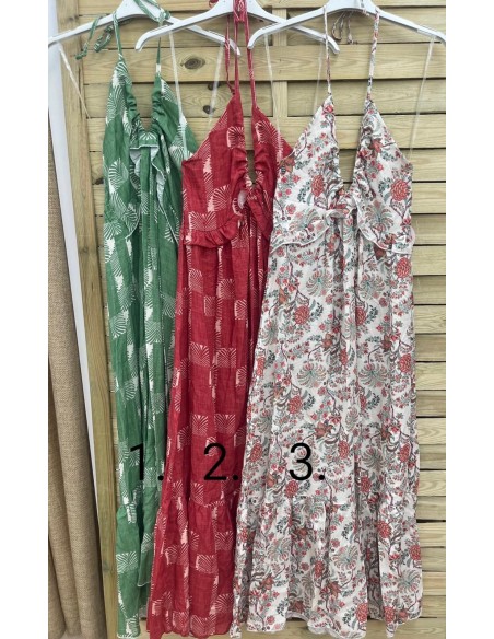 Vestido cogido al cuello volantito pecho