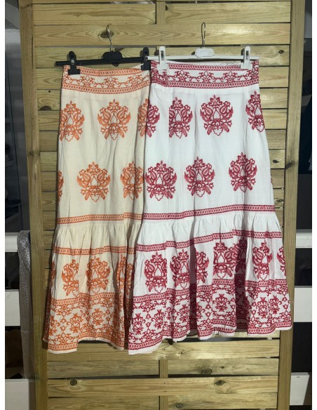 Falda midi bordado de color