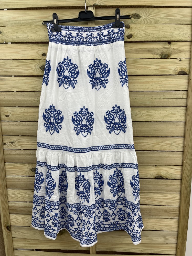 Falda midi bordado de color