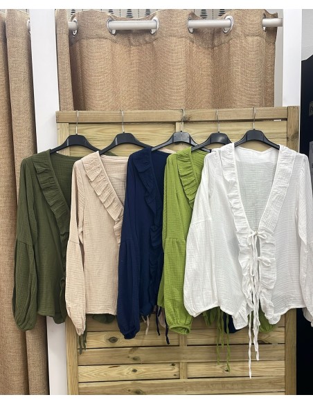 Camisa lisa triple lazo y volantito