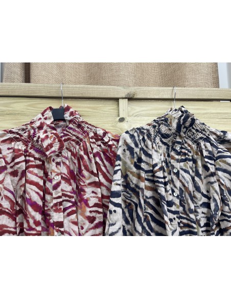 Camisa estampado cuello y puño fruncidos