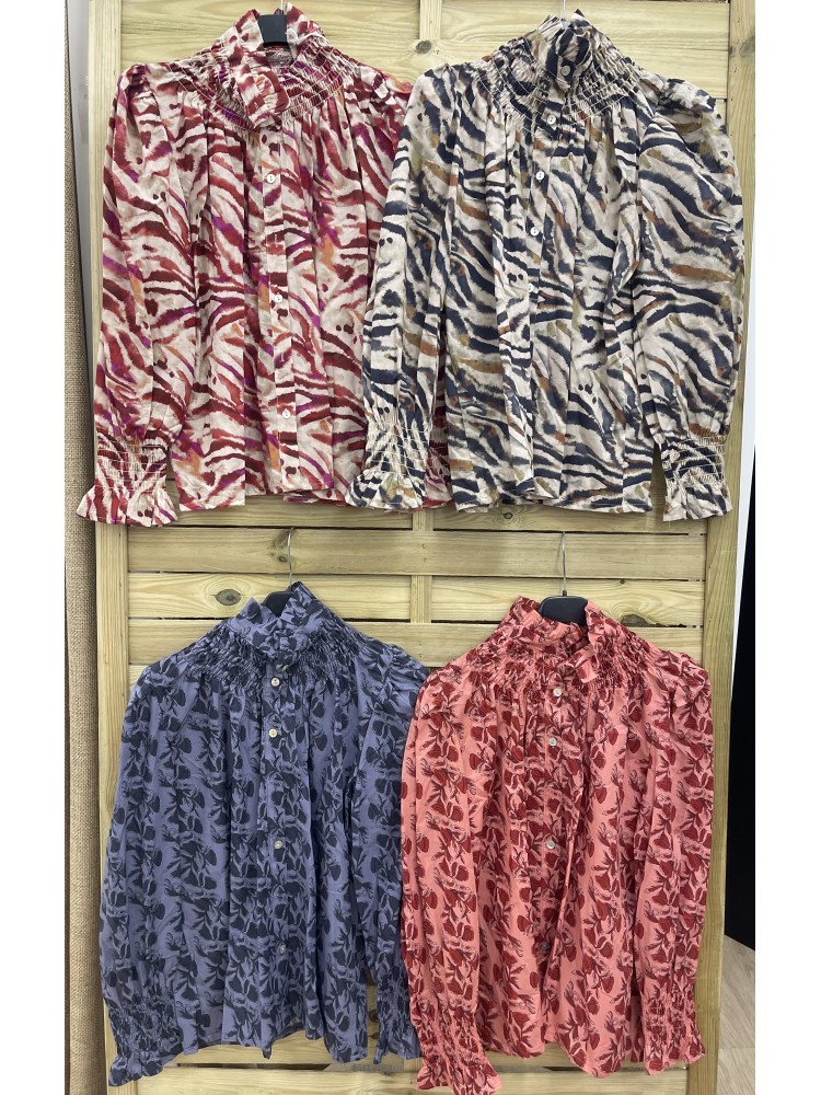 Camisa estampado cuello y puño fruncidos