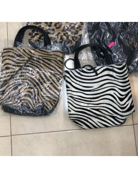Bolso bandolera de piel estampado leopardo