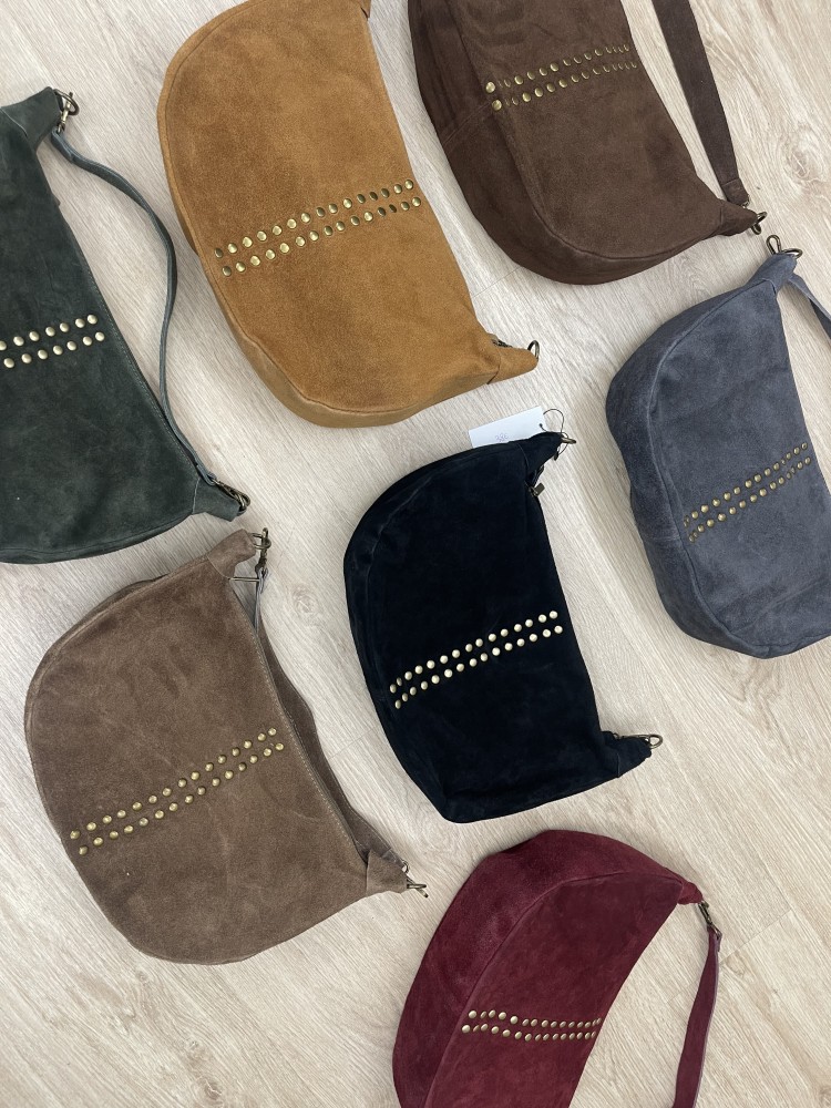 Bolso serraje doble fila tachas central