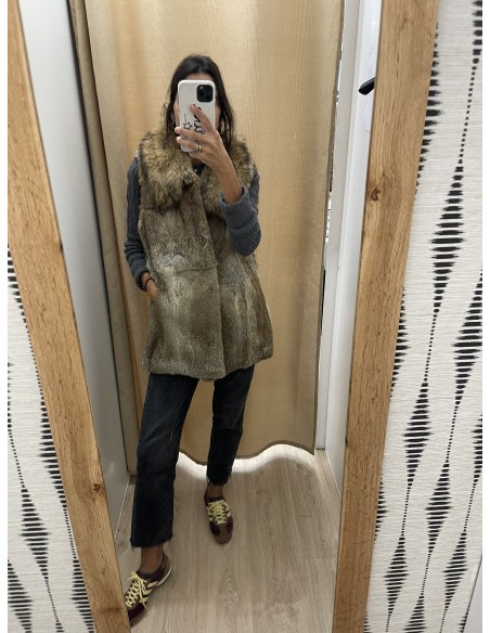 Chaleco de pelo natural con cuello midi