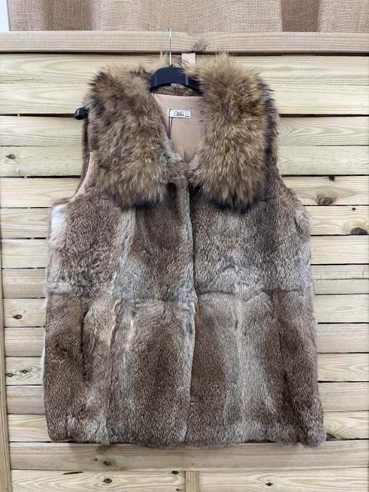 Chaleco de pelo natural con cuello midi