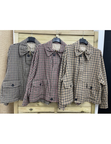 Chaqueta vichy tricolor con cremallera