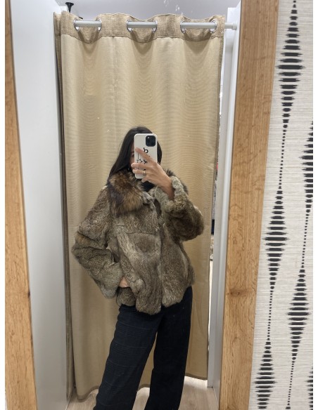 Chaqueta con cuello de pelo natural