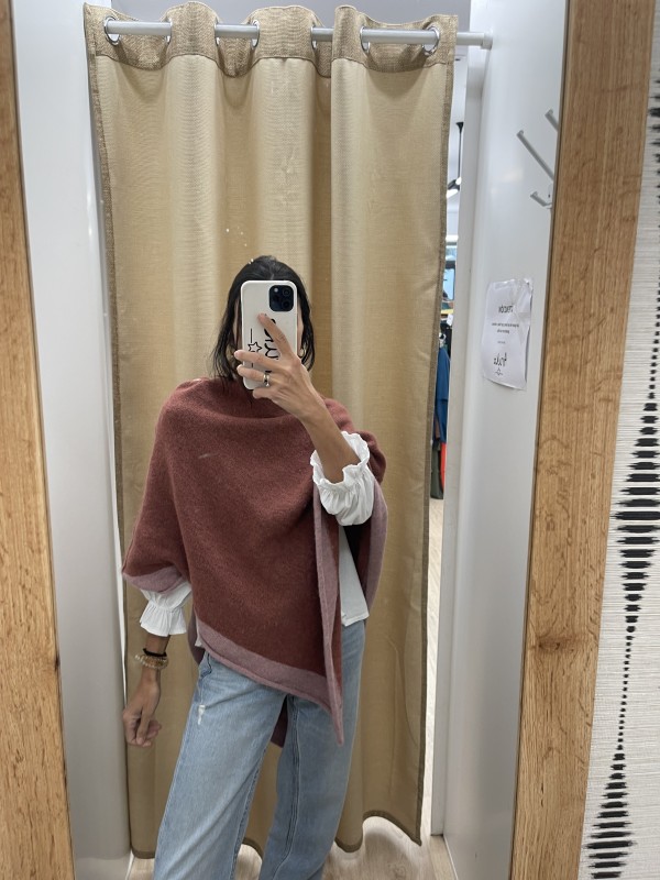 Capa asimetrica con borde claro 2