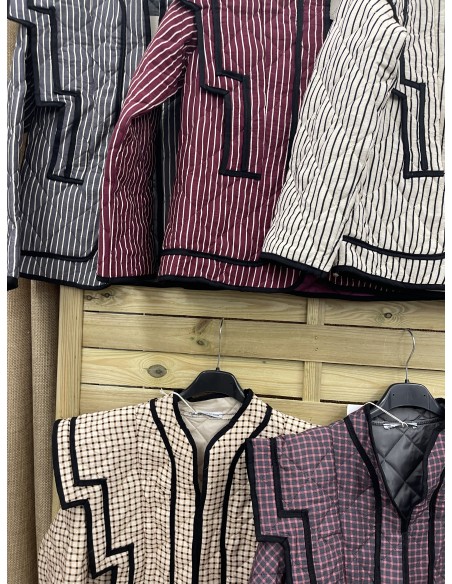 Chaqueta estampada doble vivo negro