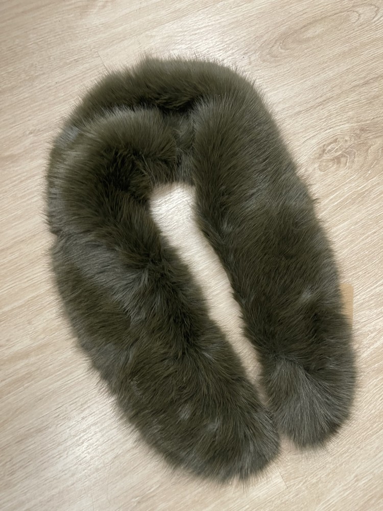 Cuello de pelo sintetico 88cm