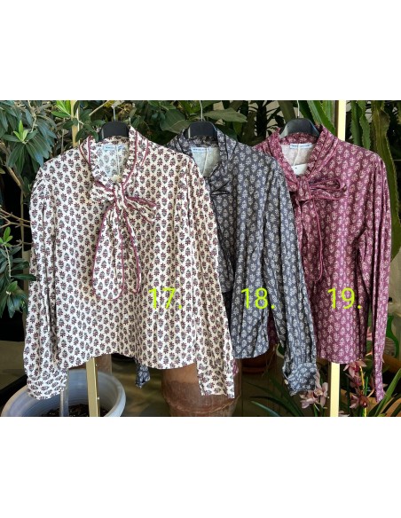 Camisa lazada en cuello con vivo