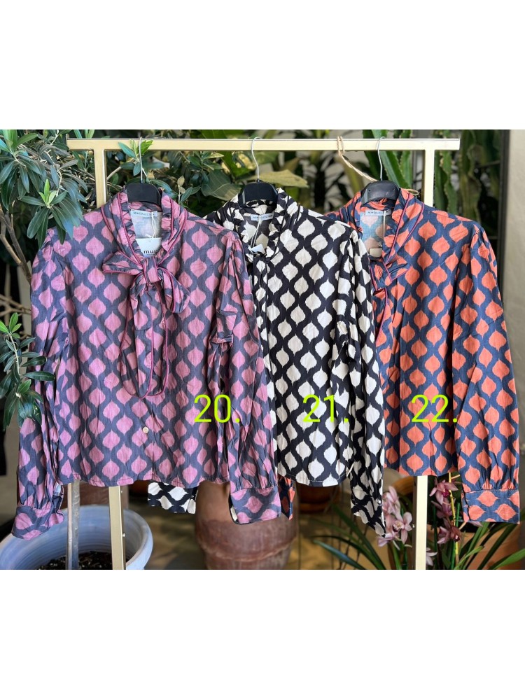 Camisa lazada en cuello con vivo