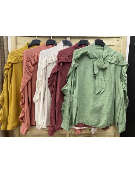Camisa lisa volante en mangas y lazada