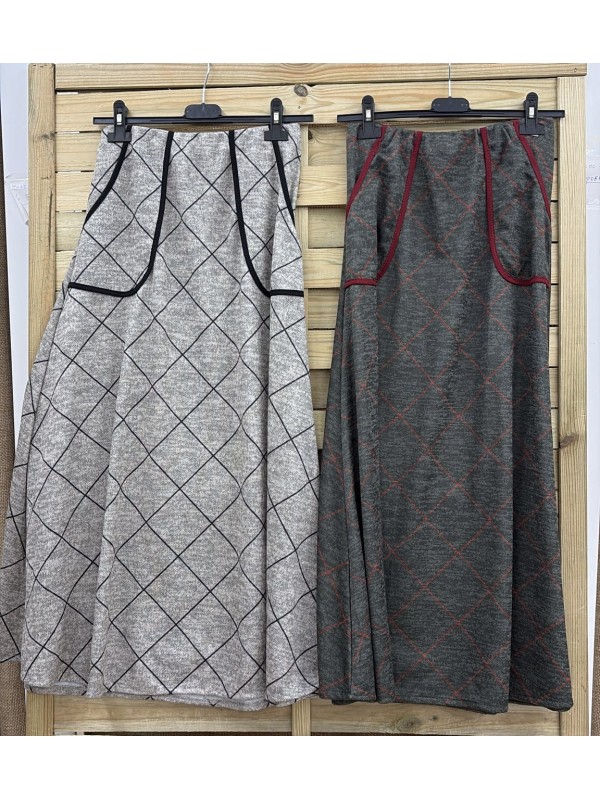 Falda midi rombos con vivo en bolsillos