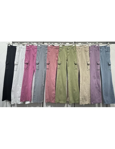 Pantalon bolsillos laterales con tachas