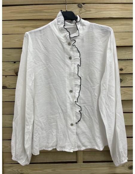 Camisa lisa volantito vertical con vivo