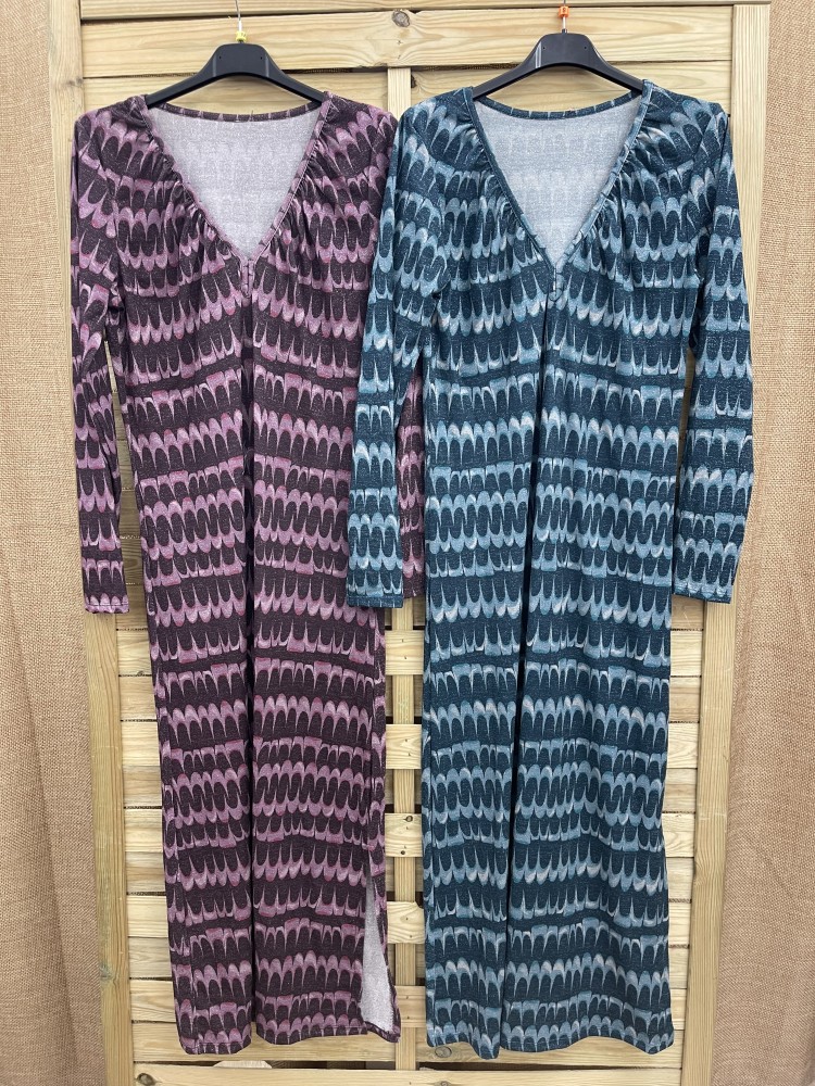 Vestido ondas brillito con abertura en escote