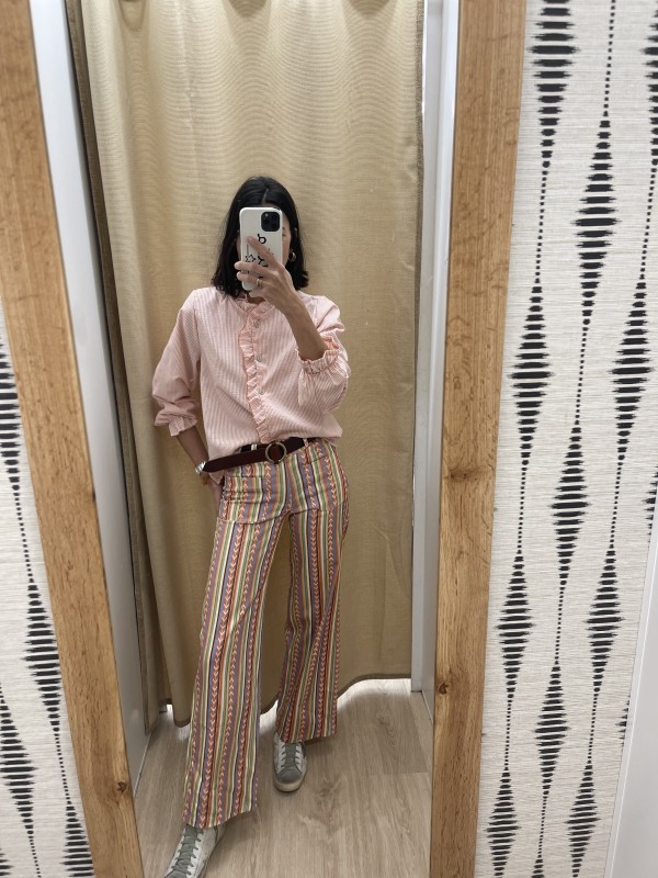 Camisa rayitas con volantito y vivo liso 2