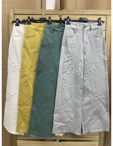 Jeans tachas delanteras en diagonal