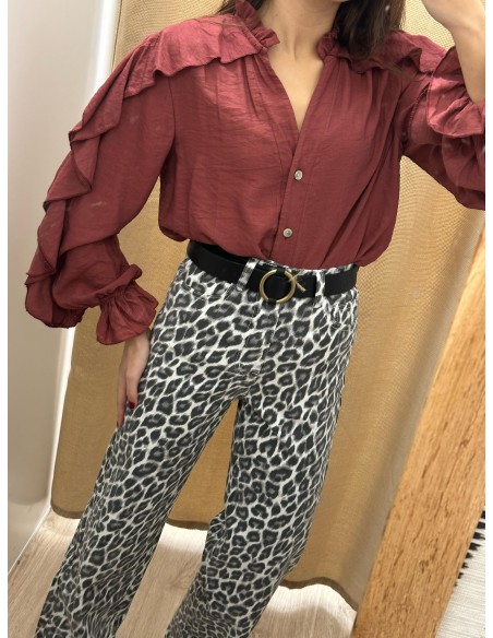 Jeans leopardo gris fondo blanco