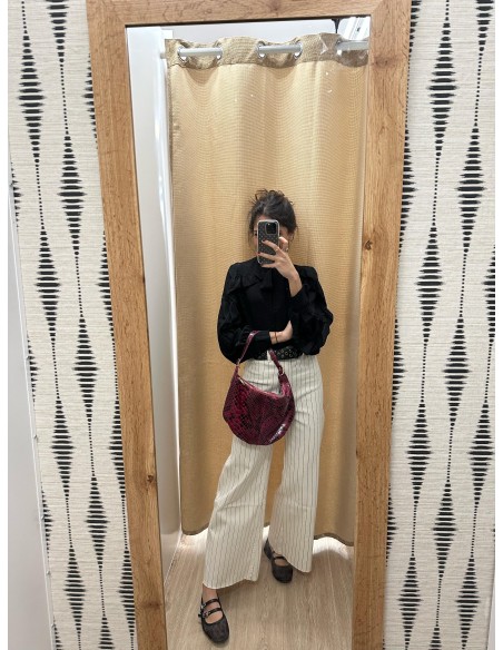 Jeans crudo rayitas verticales negras