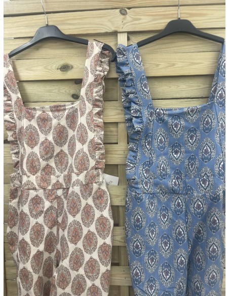 Peto racimos con volantito en sisa