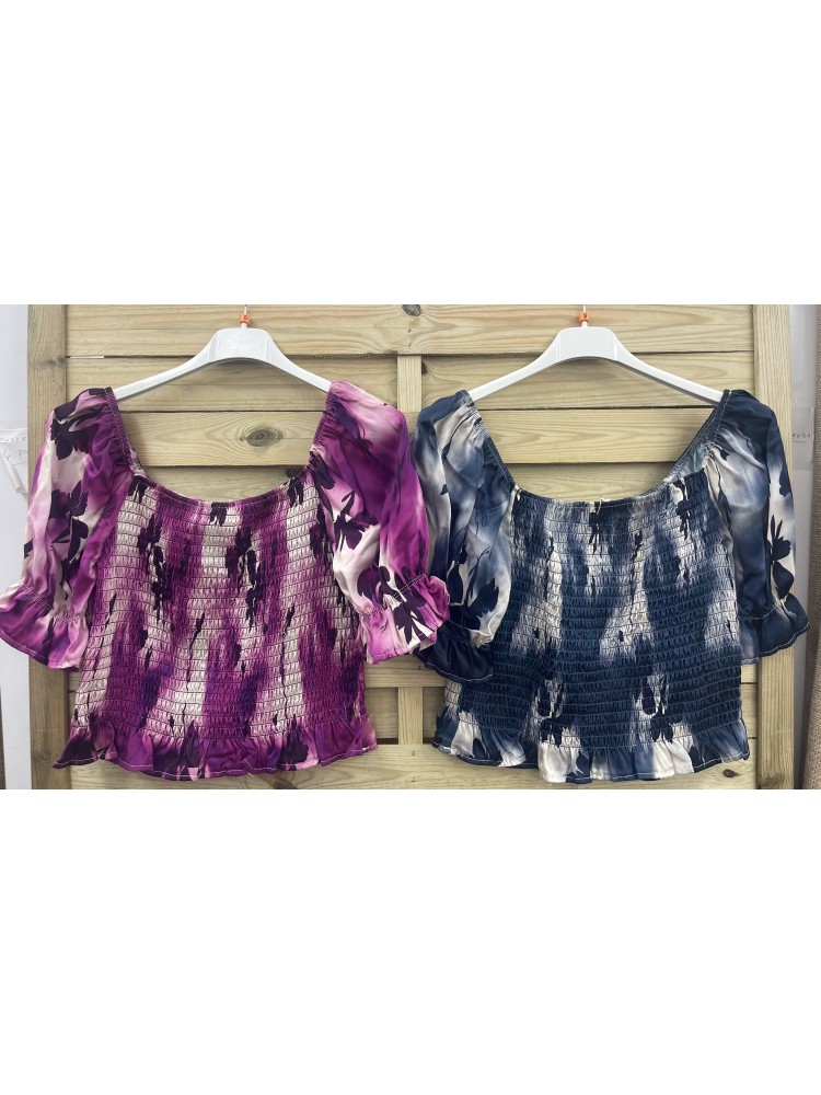 Top saten cuerpo fruncido de flores difuminadas