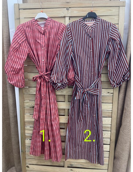 Vestido camisero de rayas con cinturon