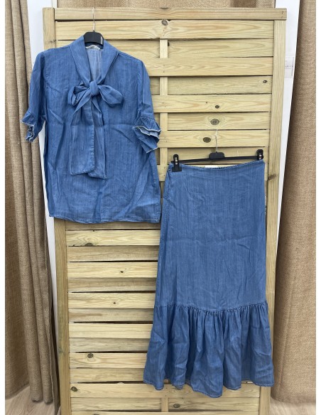 Falda midi vaquera con corte