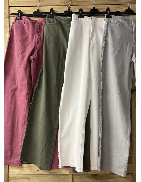 Jeans desflecado lateral sin cinturilla