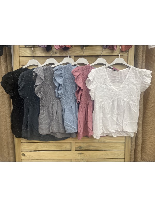 Camisa hilitos plata de sisa con pico y pecho fruncido