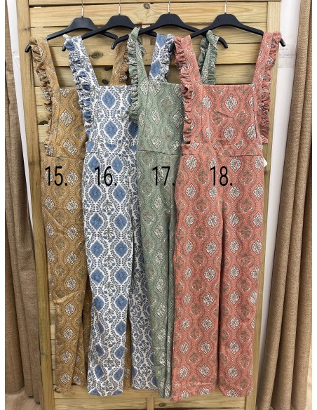 Peto racimos con volantito en sisa