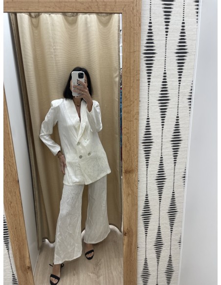 Traje de chaqueta lazada liso