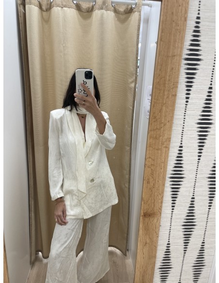 Traje de chaqueta lazada liso