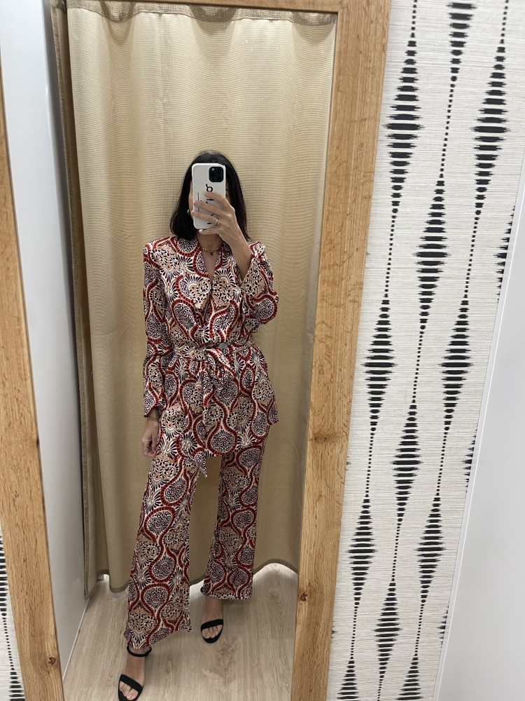 Traje de chaqueta lazada estampado