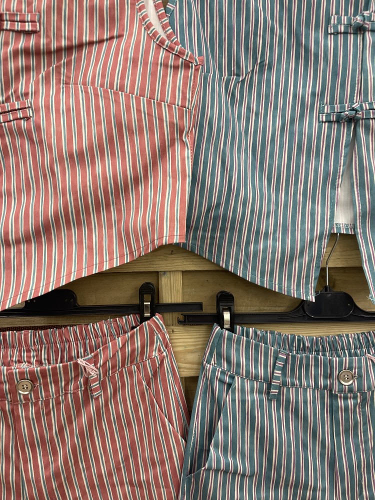 Pantalón rayitas verticales tricolor Luján