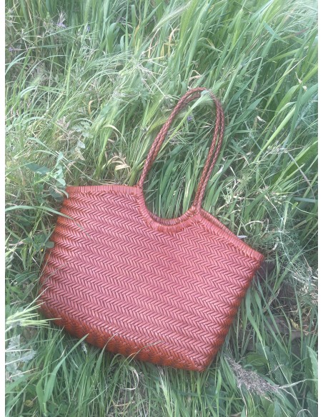 Bolso de piel trenzada grande