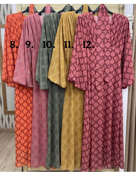 Vestido estampado con manga abullonada y cinta