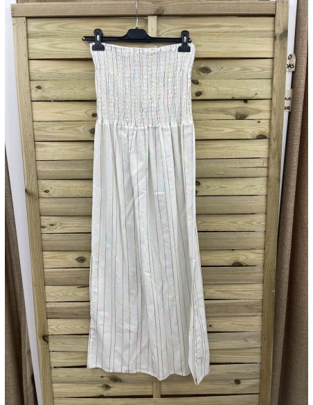 Vestido largo pecho fruncido con hilitos de colores