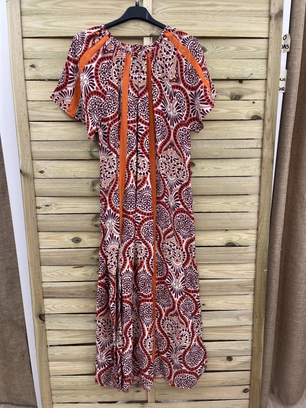 Vestido cenefa con rayas verticales lisas