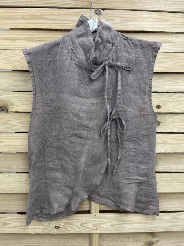 Chaleco lino Irene doble lazada lateral 2