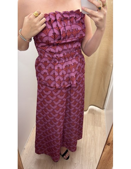 Conjunto estampado con top palabra drapeado