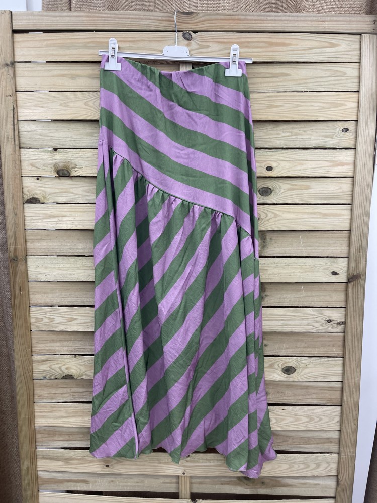 Falda bicolor de rayas diagonales